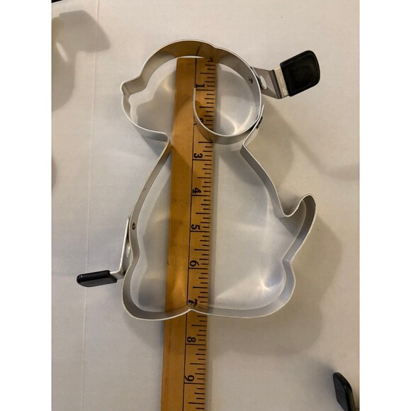 Christmas Holiday Large Metal Cookie Cutters Egg or Pancake Mold - - Picture 8 of 11